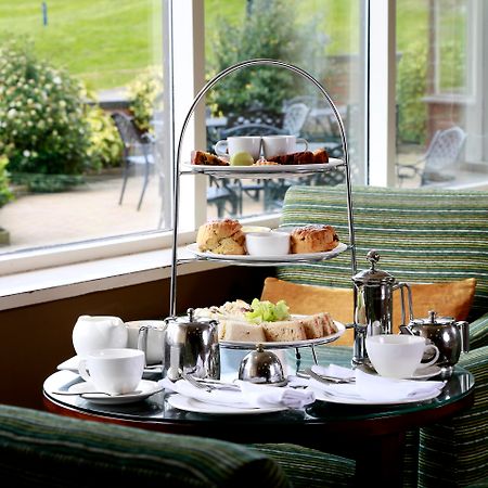 Macdonald Hill Valley Hotel, Spa & Golf Resort Whitchurch  Exterior foto