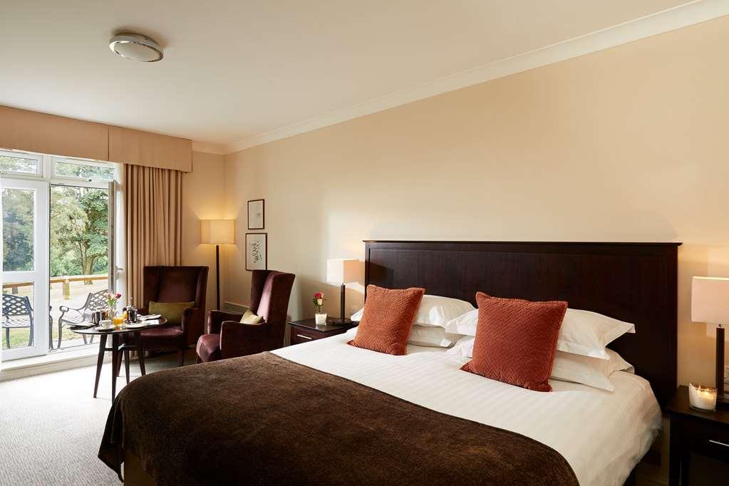 Macdonald Hill Valley Hotel, Spa & Golf Resort Whitchurch  Habitación foto